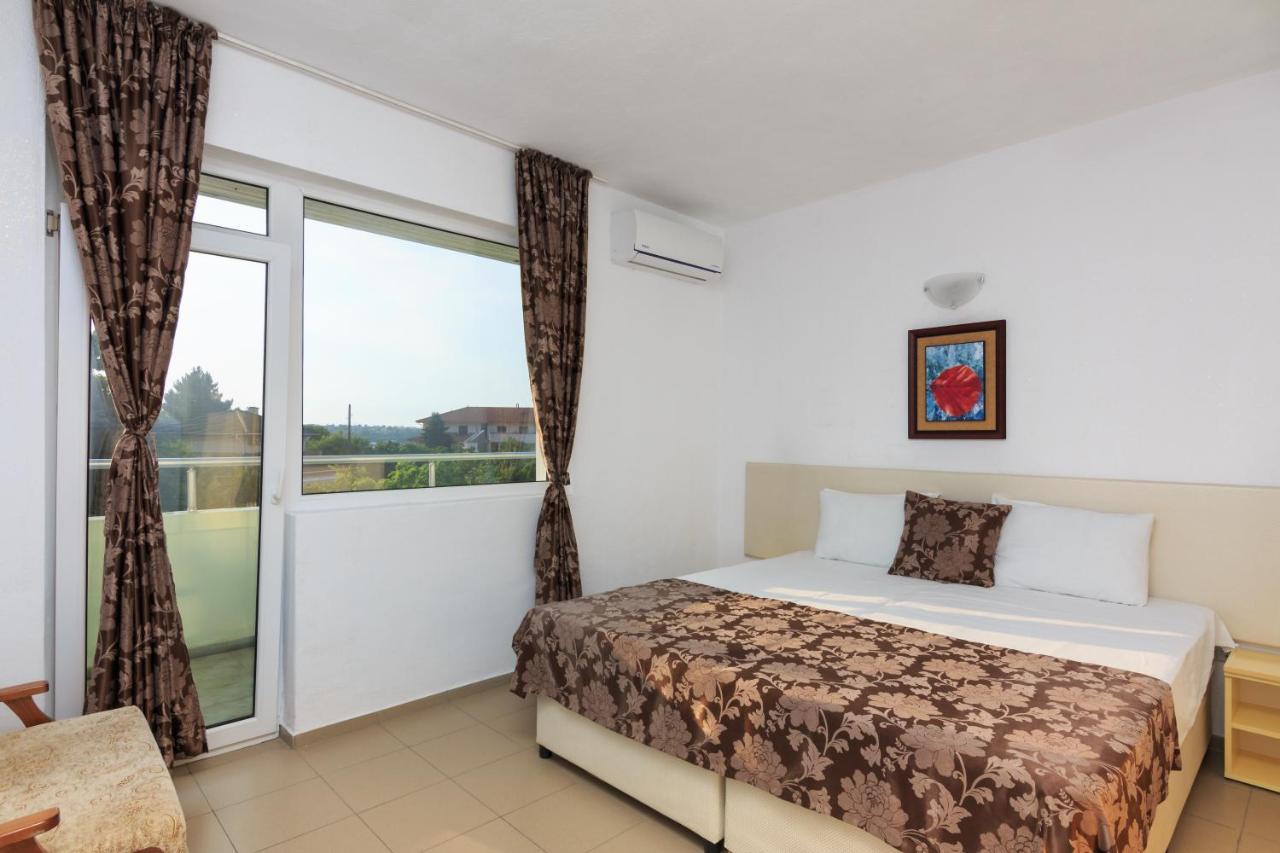 Guesthouse Sunny Dream Tsarevo Exterior photo