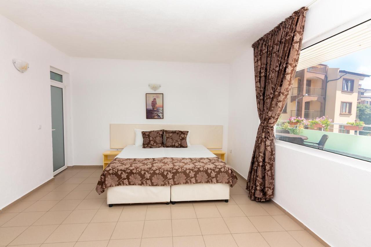 Guesthouse Sunny Dream Tsarevo Exterior photo