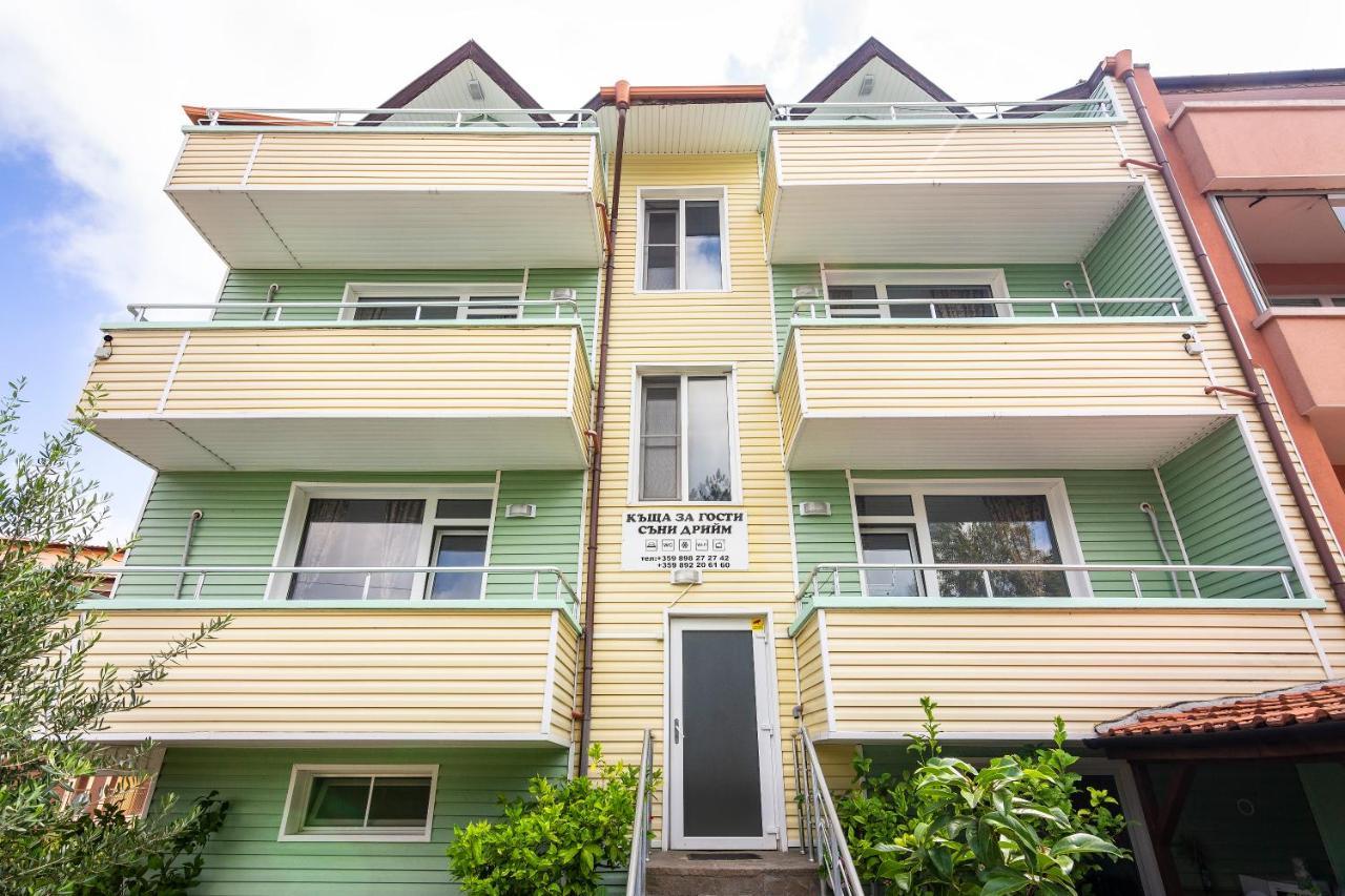 Guesthouse Sunny Dream Tsarevo Exterior photo