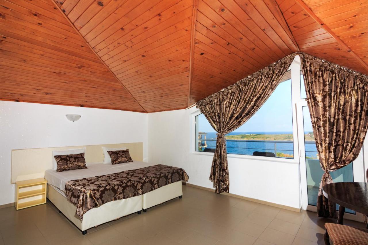 Guesthouse Sunny Dream Tsarevo Exterior photo