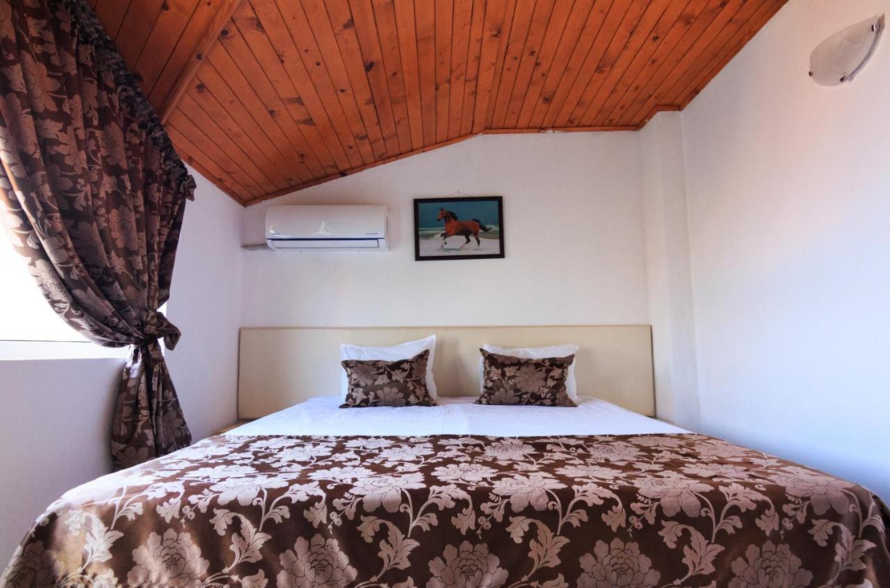 Guesthouse Sunny Dream Tsarevo Exterior photo