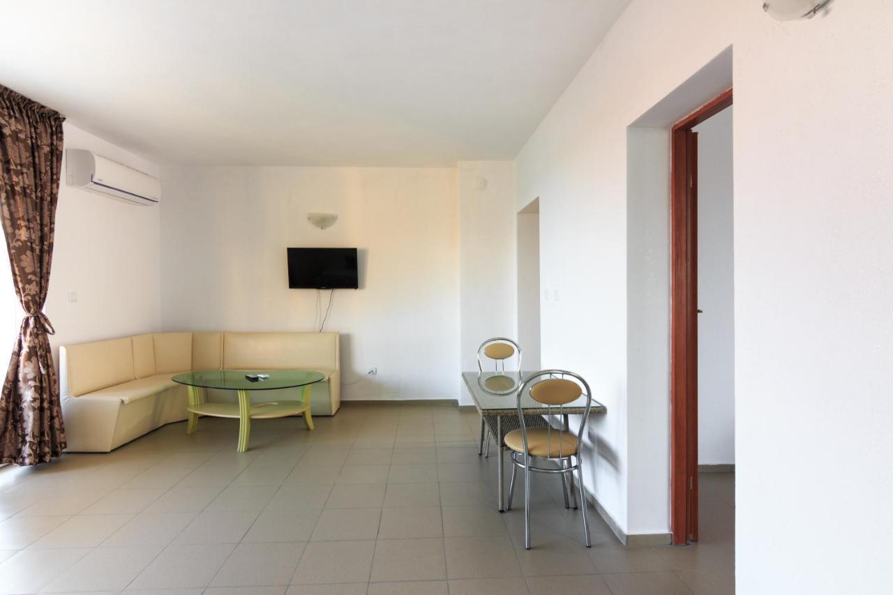 Guesthouse Sunny Dream Tsarevo Exterior photo